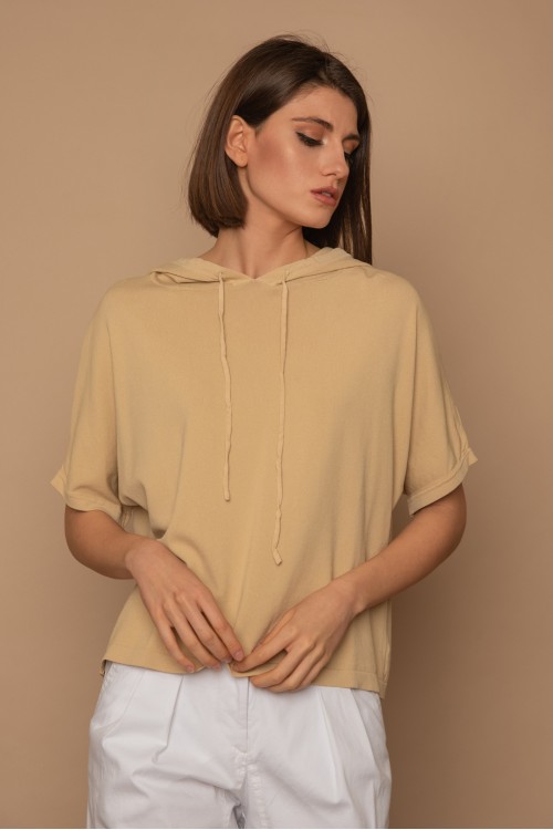 Knitted oversized blouse with short sleeves and hood, women's