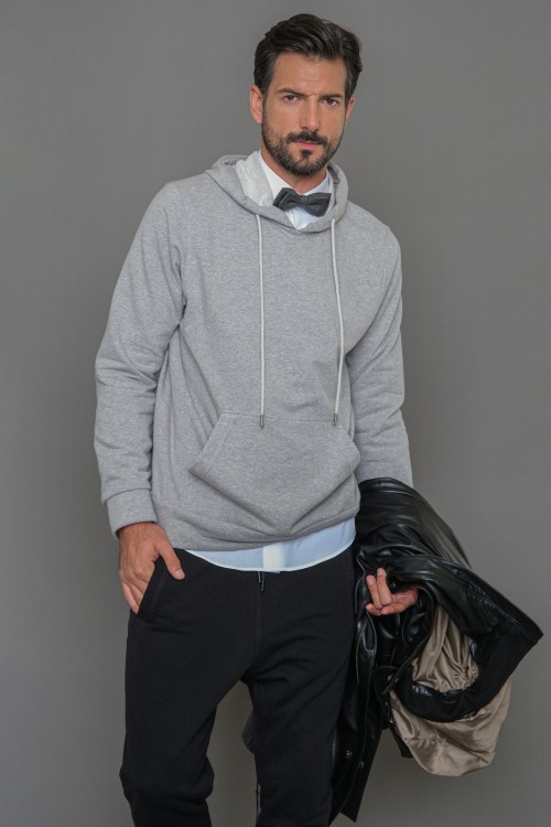 Sweatshirt with kangaroo pocket and hood, men's