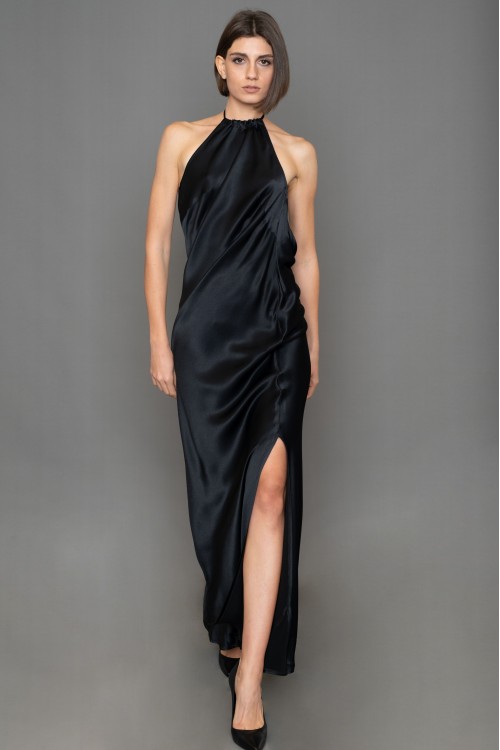 Long viscose dress with open back and tie around the neck