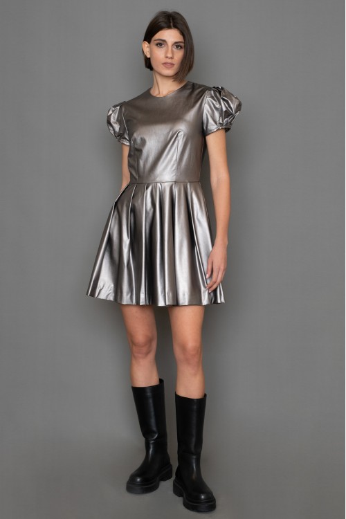 Leatherette short dress with pleats and bubble sleeve