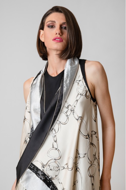 Asymmetrical tunic, sleeveless with sequins