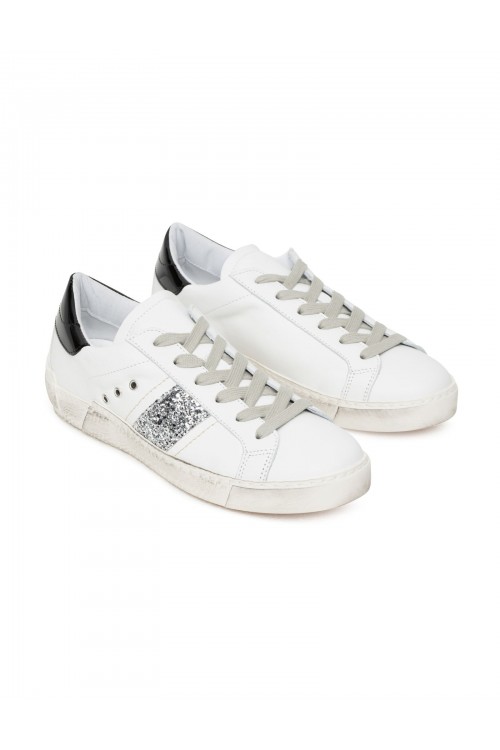 Sneakers with glitter on the side, women's